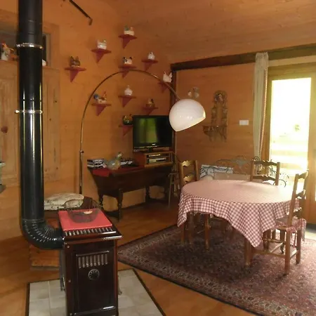 Prázdninový dům Les Gallinaces *