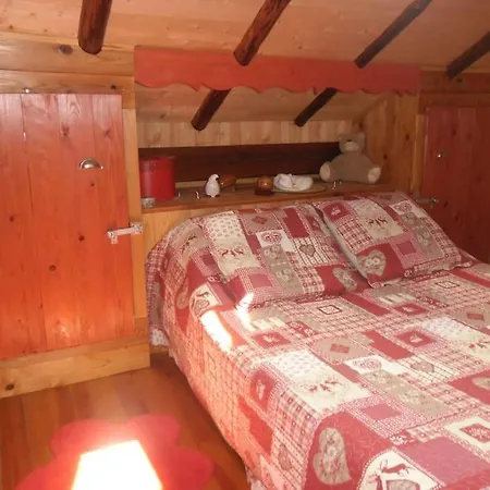Holiday home Les Gallinaces *